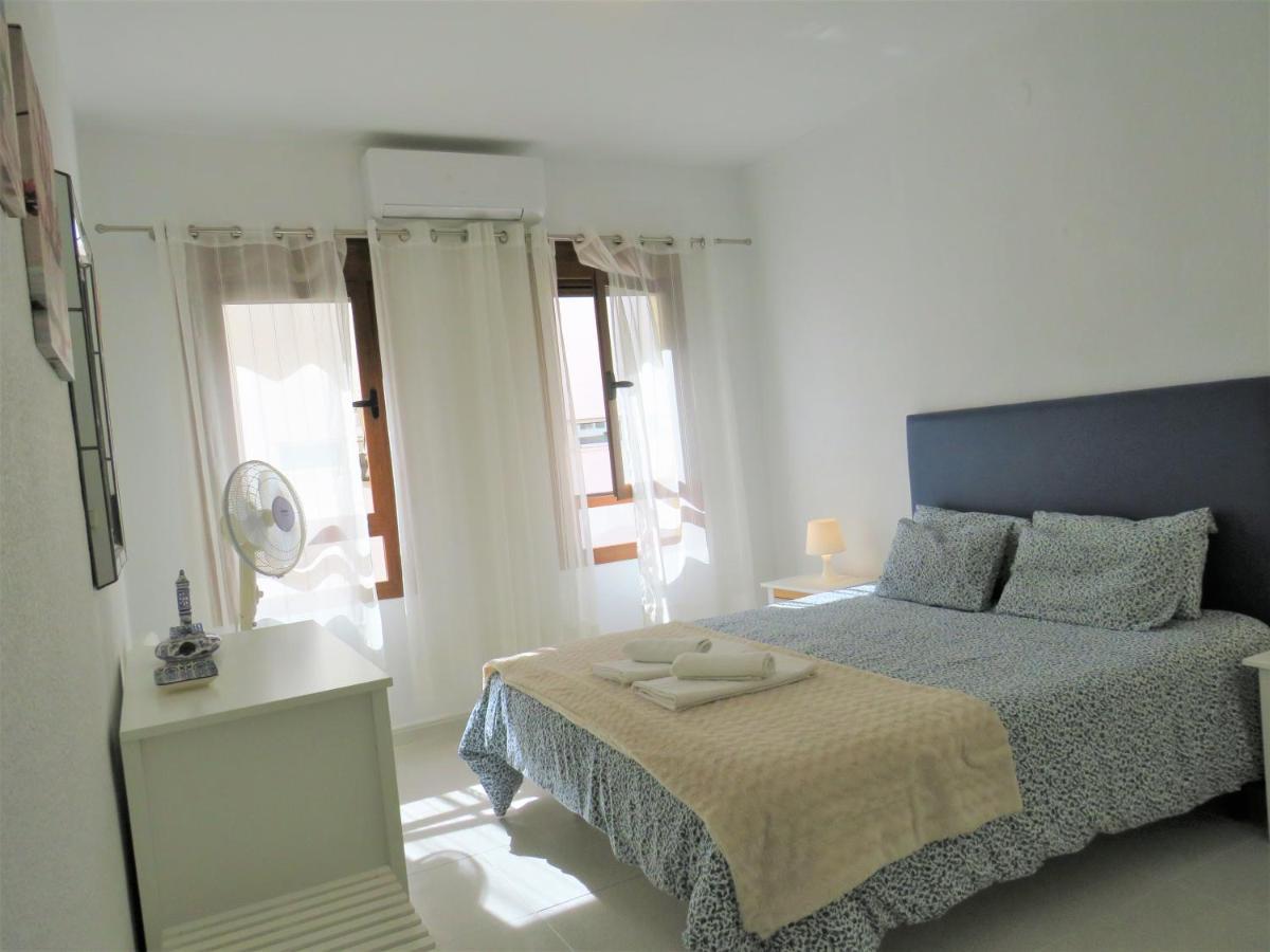 Elizabeth Beach Apartment With Seaviews! Torremolinos Esterno foto