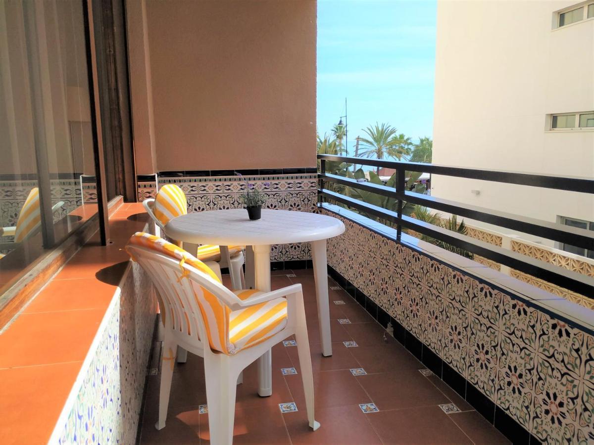 Elizabeth Beach Apartment With Seaviews! Torremolinos Esterno foto